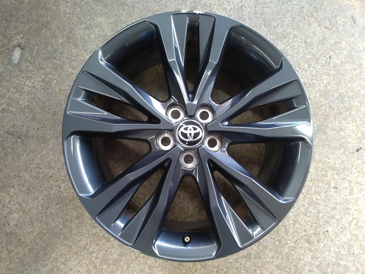 TOYOTA(トヨタ) カローラツーリング純正ホイール