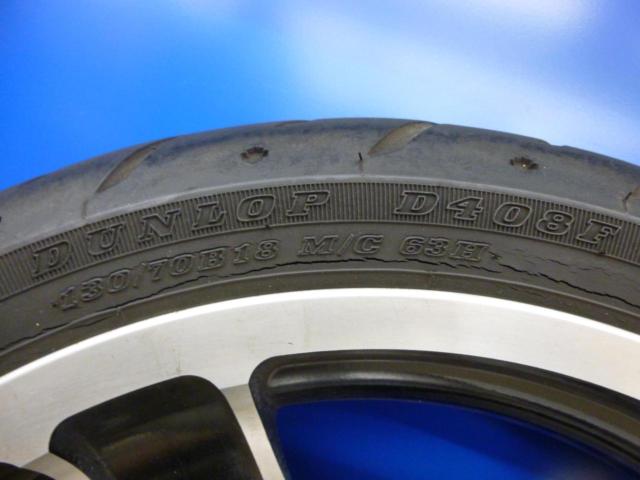 ★値下げしました★早い者勝ち★ HarleyDavidson FLTR純正ホイール + DUNLOP D408F  ※フロントのみ