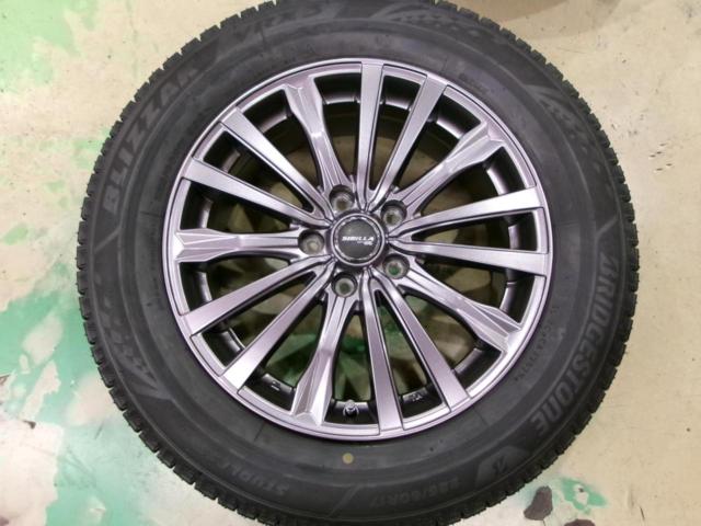 【溝タップリ高年式!3本中古で1本未走行!バランス調整済み♪】BRIDHGESTONE BLIZZAK VRX3 + TOPY SIBILLA NEXT W5