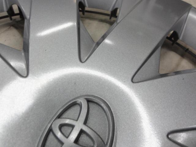 TOYOTA 純正ホイールキャップ  15インチ用 