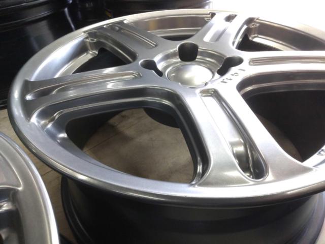 TRD ALUMINUM WHEEL TF1 (15inch)