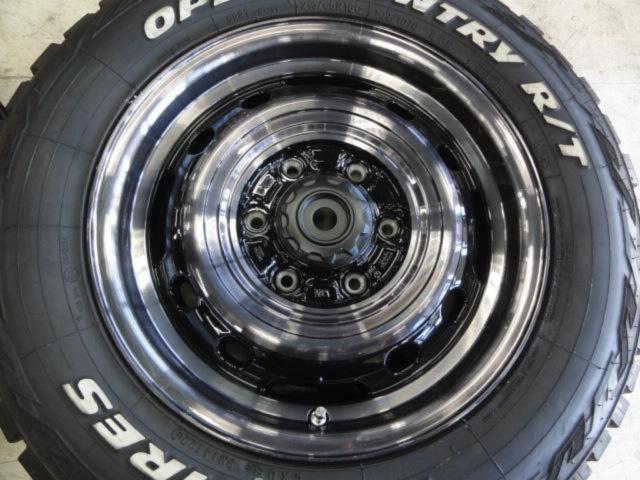TOPY LANDFOOT XFG  + TOYO  OPENCOUNTRY R/T