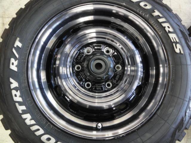 TOPY LANDFOOT XFG  + TOYO  OPENCOUNTRY R/T