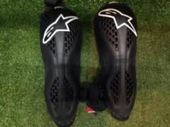 【alpinestars:アルパインスターズ】 SEQUENCE KNEE PROTECTOR [シークエンスプロテクター] サイズ:S/M