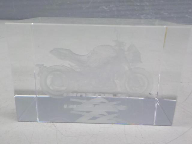 SUZUKI(スズキ) 3Dクリスタル オブジェ KATANA 刀