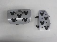 ナポレックス WD-164 Mickey Mouse/ミッキーマウス  スポーツペダル2個セット  【汎用/AT車専用】