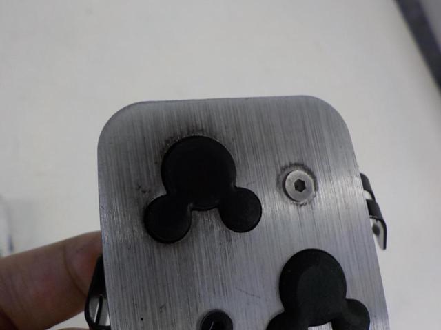 ナポレックス WD-164 Mickey Mouse/ミッキーマウス  スポーツペダル2個セット  【汎用/AT車専用】