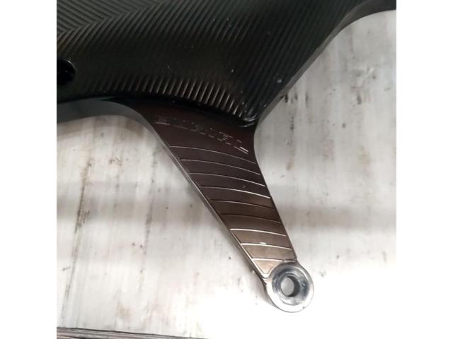2 BURIAL
Swing arm