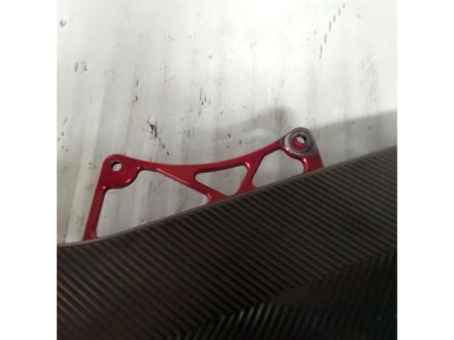 2 BURIAL
Swing arm