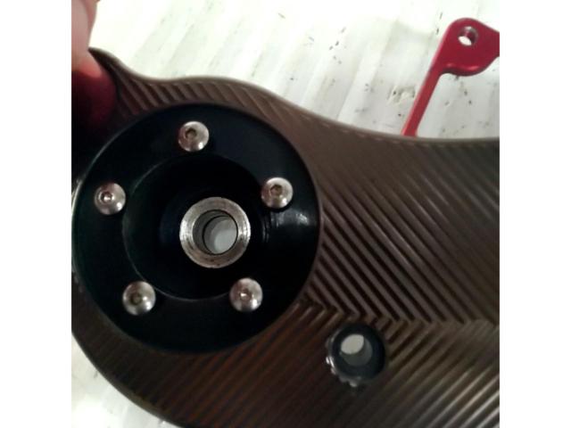 2 BURIAL
Swing arm
