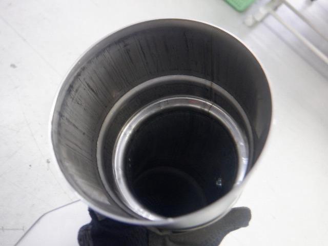 9AKRAPOVIC
RACING
LINE
Titanium