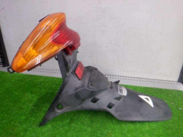 2YAMAHA純正テールランプ