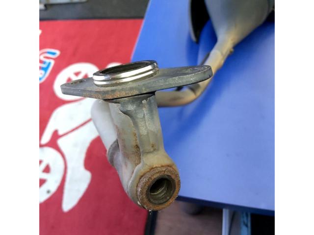 【SUZUKI】純正マフラー スウィッシュ 外し