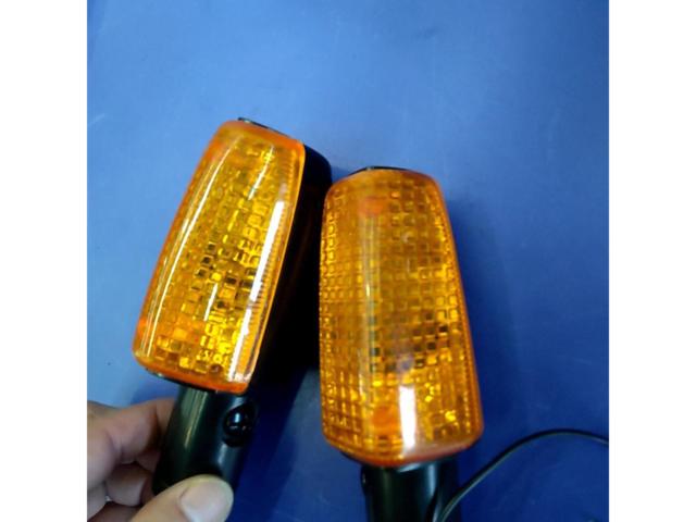 メーカー不明 純正タイプウィンカー 2個セット フロント用 ホーネット250(MC31)等