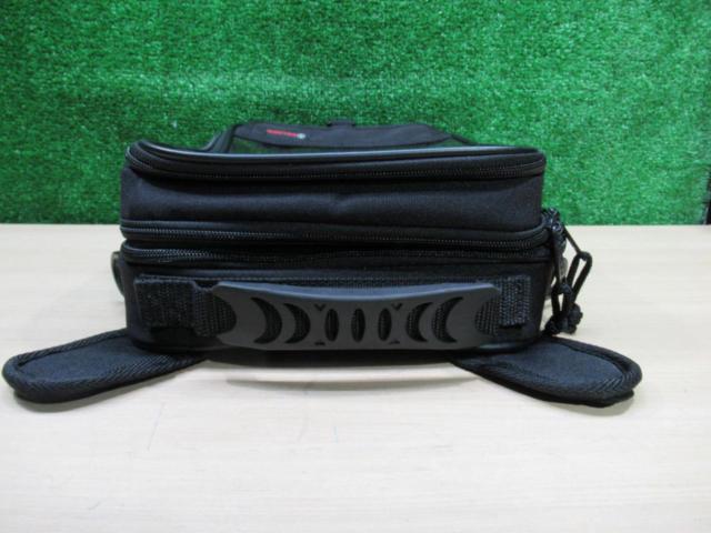 【美品】 サイズ4-8L マグネットタンクバッグ DEGNER(デグナー)
