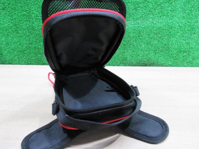 【美品】 サイズ1.4L マグネットタンクバッグ DEGNER(デグナー)