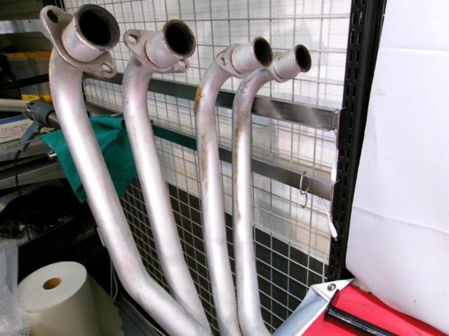 【その他】 フルエキゾーストマフラー サイレンサー:KERKER/エキパイ:不明 GPZ900R A8に使用(自己申告)
