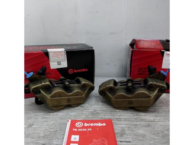 Brembo 4Pキャスティングキャリパー