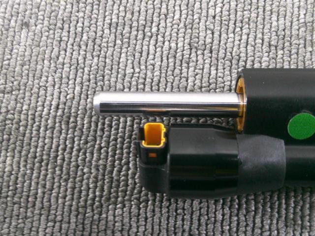 KAWASAKI ZX-10R ('22 California specification)
Kawasaki genuine OHLINS
Orleans
Steering damper body only