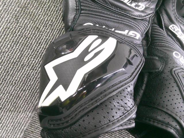 Size MALpinestarsGP
PRO
R3
RACING