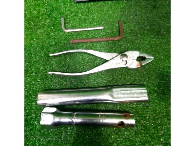 1車種不明 カワサキ 車載工具