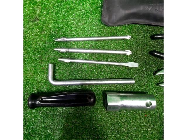 1車種不明 レッドバロン 車載工具