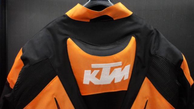 サイズ:XXL KTM ナイロンジャケット(秋冬物)