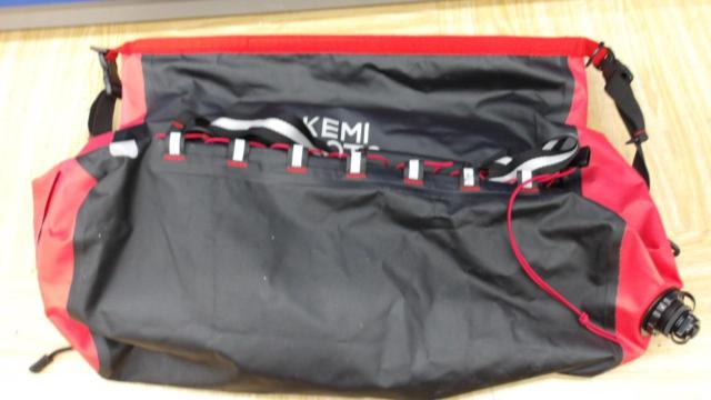 KEMI MOTO 防水バッグ