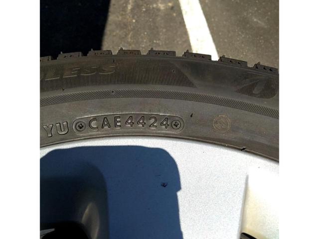 BRIDGESTONE BLIZZAK VRX2