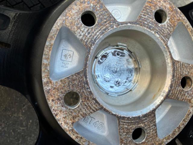 DUNLOP(ダンロップ)  ROZEST + PIRELLI(ピレリ)ICE ZERO ASIMMETRICO