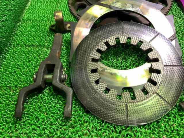 EXEDY
Hyper Multi Twin Clutch
Carbon D Twin