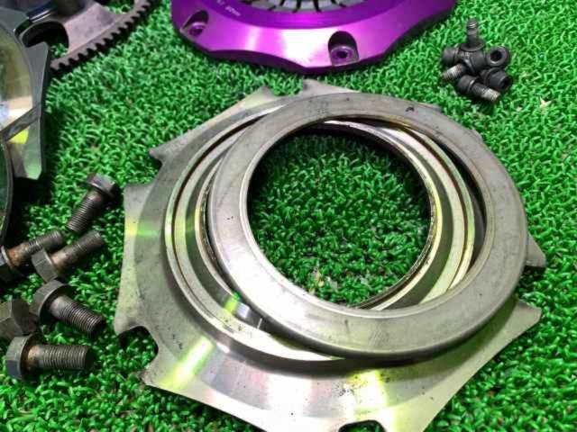 EXEDY
Hyper Multi Twin Clutch
Carbon D Twin