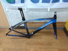 ※※クラック有りガリ傷多数 GIANT DEFY ADVANCED1 2009年頃モデル 700C カーボンロードバイクフレーム ブラック