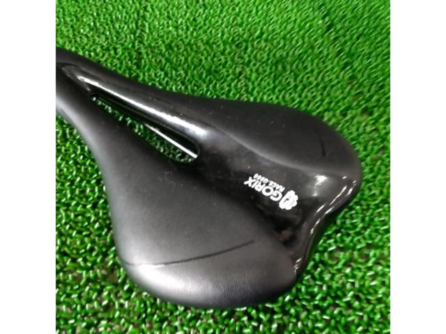 GORIX RACE G900 スポーツサドル ブラック