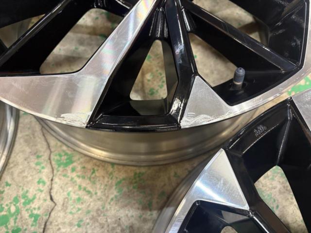 三菱 アウトランダーPHEV/GN0W 純正ホイール