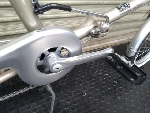 MIYATA SUPER FOLIO 16×1.75インチシングルギア折りたたみ自転車 シャンパンゴールド