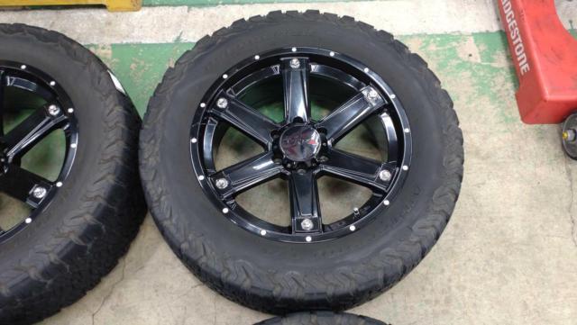 TRISTAR INTERNATIONAL MKW MK-56 + BFGoodrich All-Terrain K02