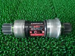 ※右側軸加工されています TOKEN ISIS用BB 68mm