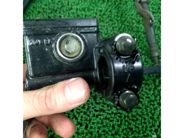 メーカー不明 フロントブレーキマスターシリンダー 汎用Φ22.2mm