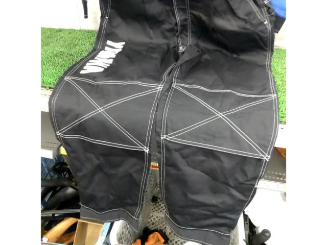 Size LLYAMAHA Mechanic Suit
Black / White