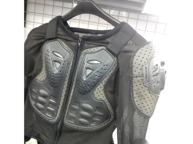 Translation
Size L ROUGH&ROAD Body Protector