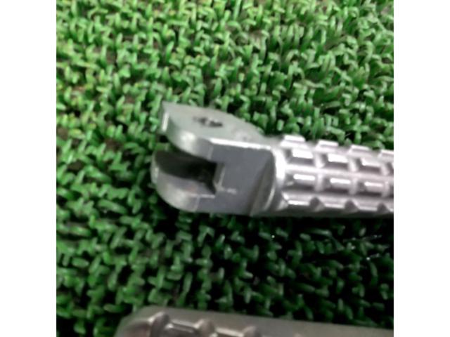 DUCATI 純正タンデムステップペグ スクランブラー