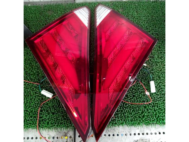 CRYSTAL EYE ファイバーフルLEDテールランプ V2