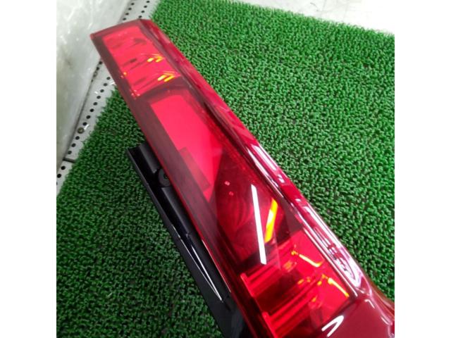 TOYOTA ルーミー/M900A前期 純正テールレンズ