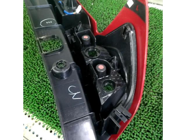 TOYOTA ルーミー/M900A前期 純正テールレンズ