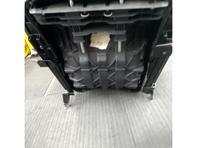 MITSUBISHI ランサーエボリューションⅥ/CP9A純正RECARO SP-J