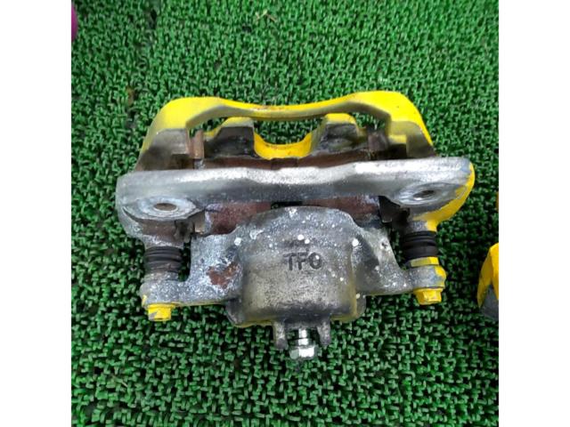 HONDA
Genuine brake caliper
CR-Z (ZF1)