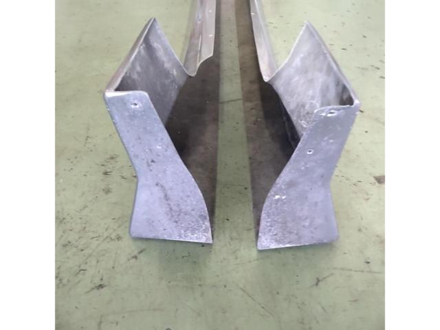 PARTS LAND FRP製サイドステップ【シルビアS15/前期】