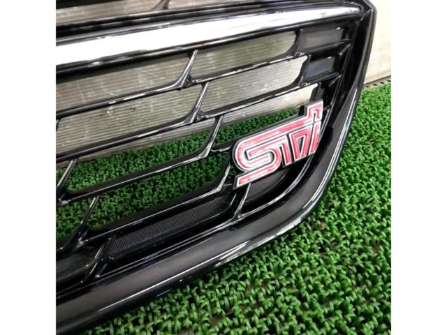 SUBARU 純正フロントグリル【レヴォーグSTI/VN5】