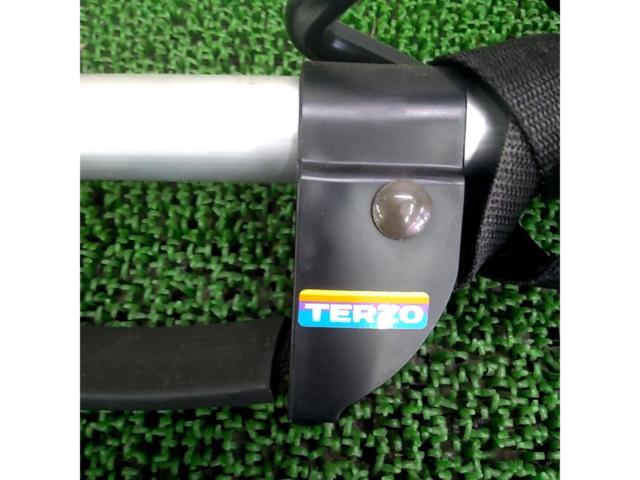 TERZO
EA306GA
In-car system carrier base + EA306SB
Surfboard Carrier